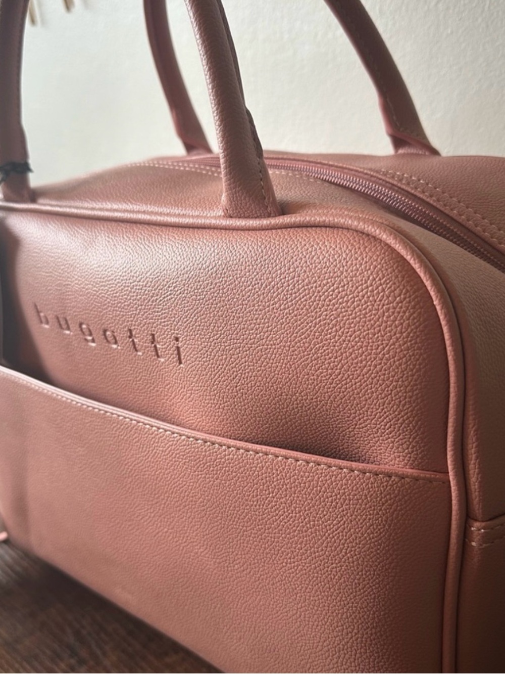 Bugatti Lagos Pink Duffle Bag Weekender with Crossbody Strap Faux Leather NWT - Picture 6 of 10